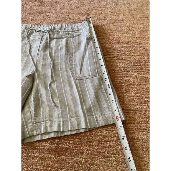 Talbots Shorts Women 12 Beige Linen Blend Utility Pocket Striped Mid Rise - Picture 3 of 8